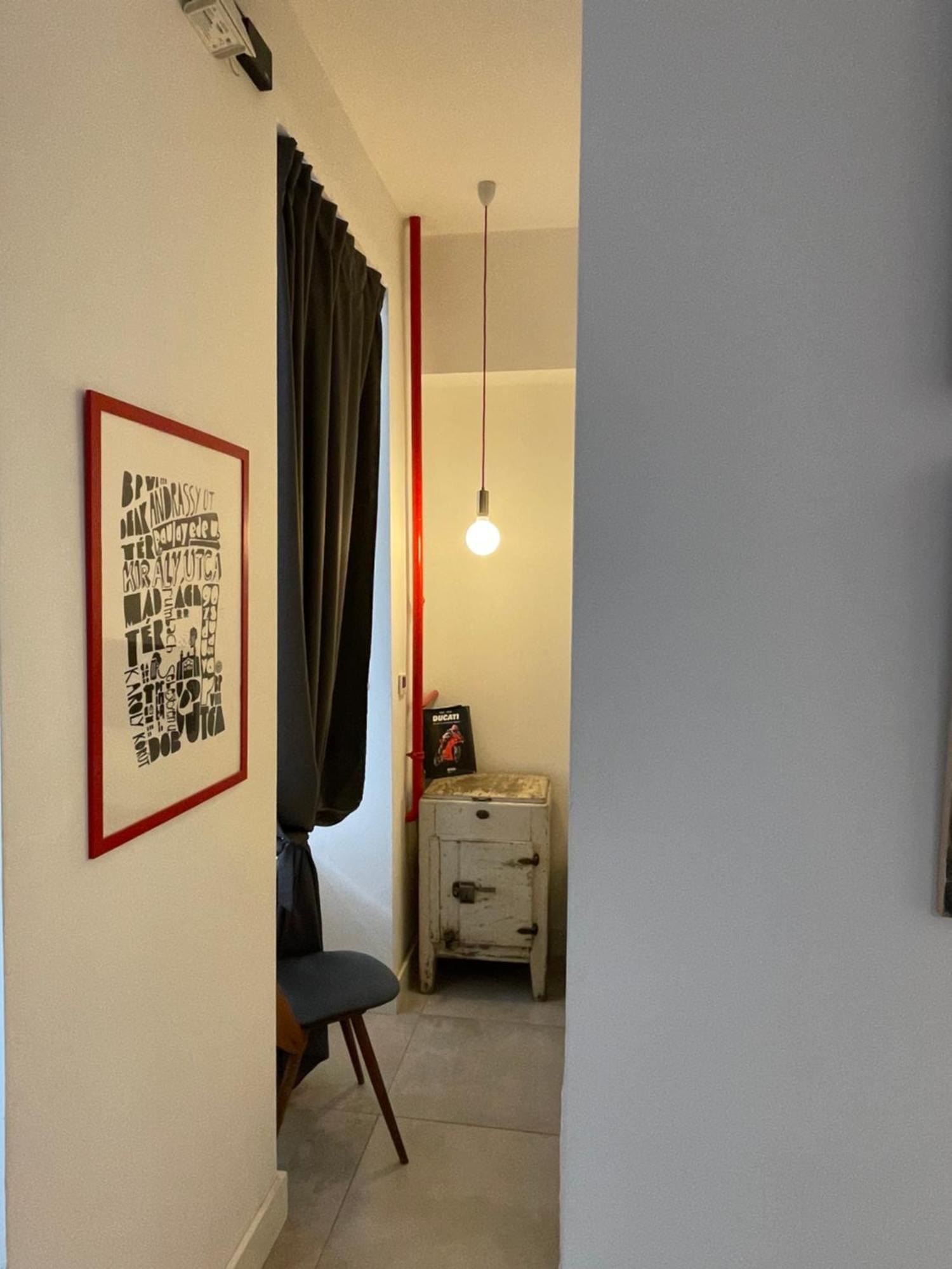 Stylish Studios Apartment In The City Center With Air Conditioning Budapest Eksteriør billede